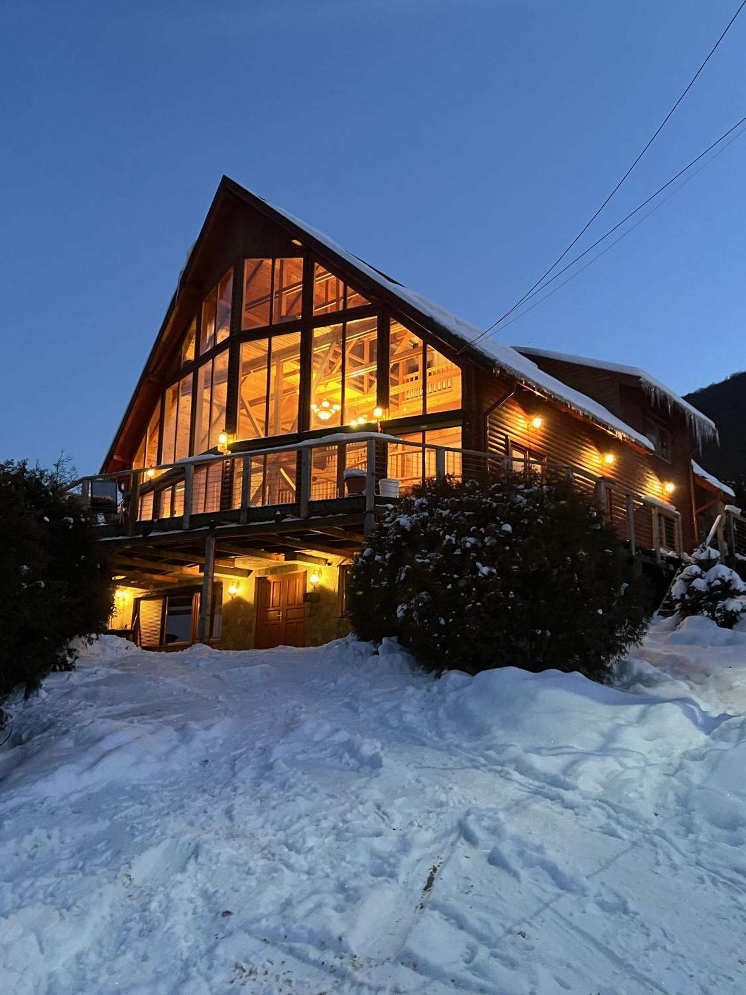 Carpathian Log Home 브란 외부 사진